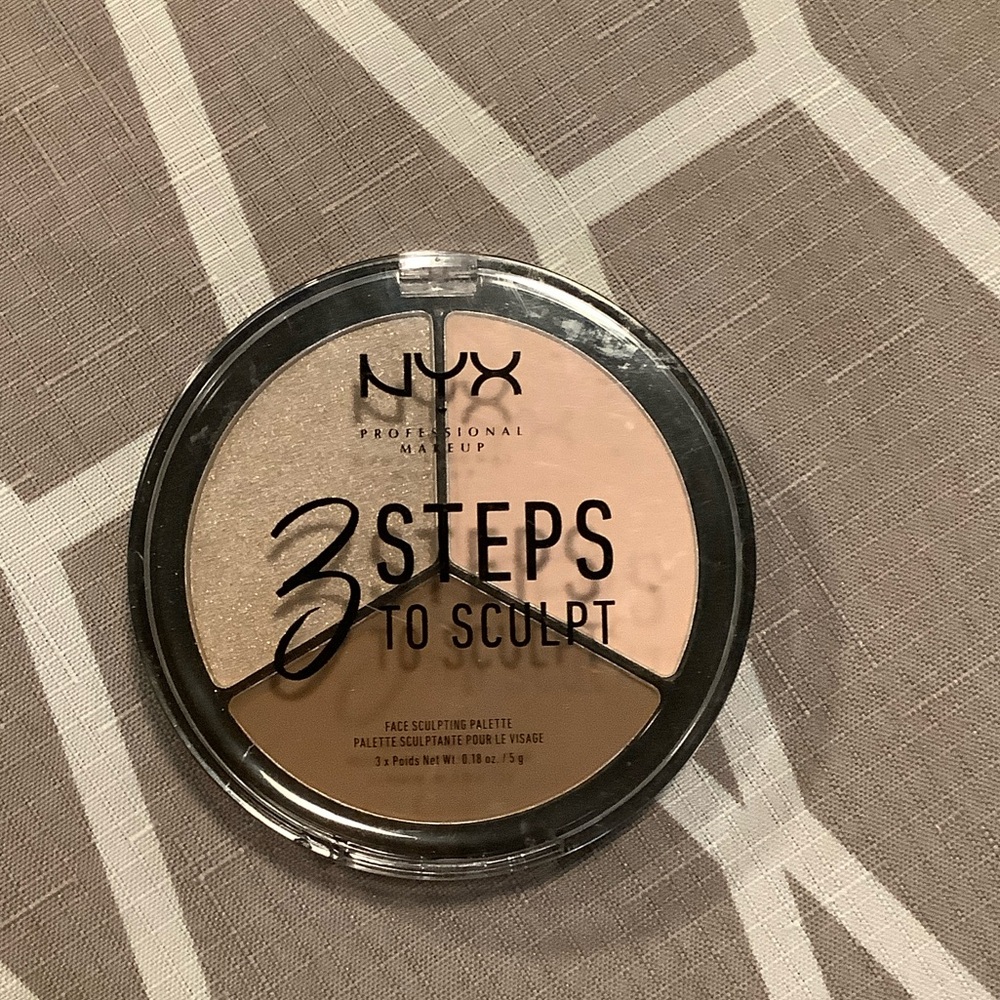 NYX 3 Steps to Sculpt Face Palette - Cream and Brown